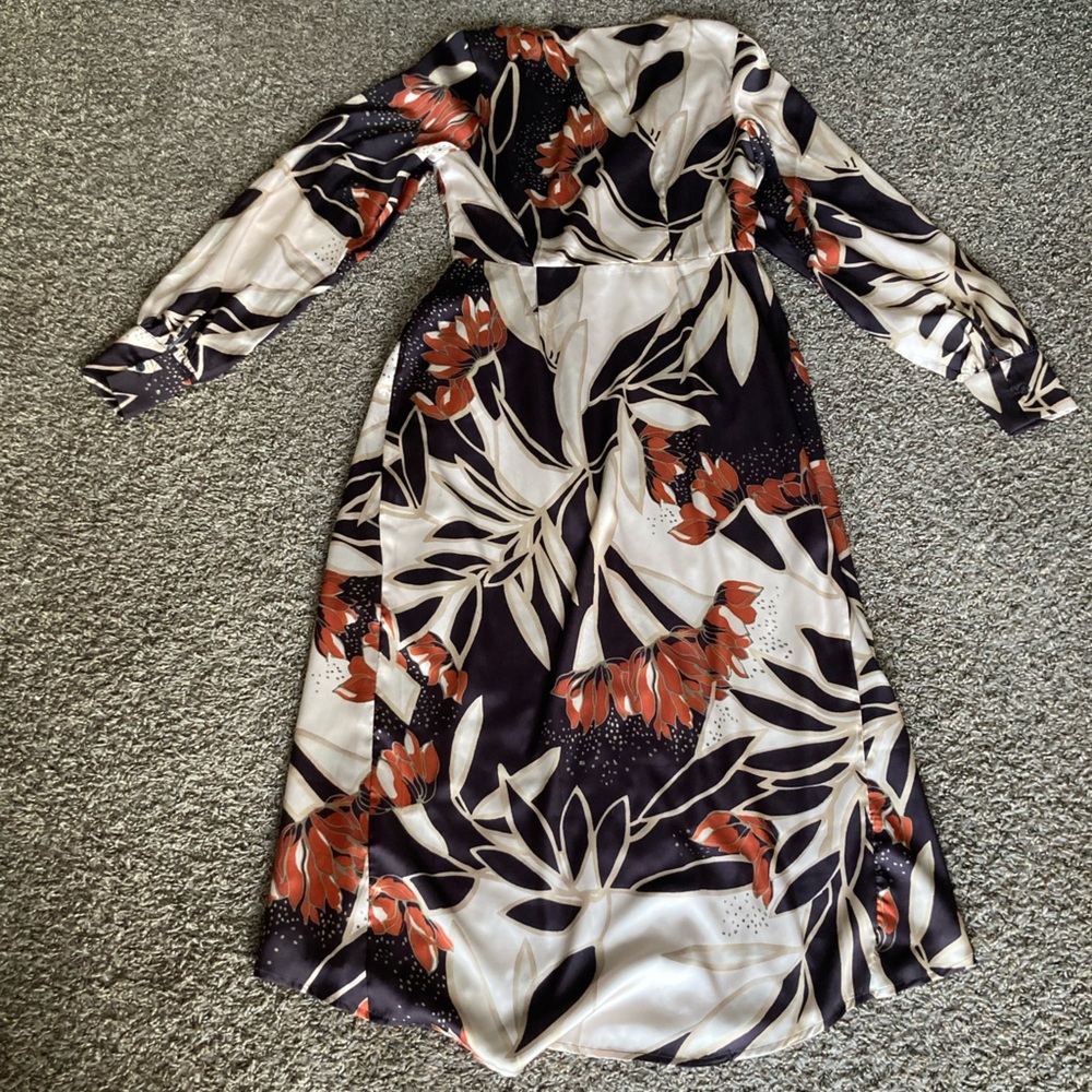 Sam Edelman Floral Satin Wrap Robe Kimono Cover-Up Black Cream Size 4 NWT - Picture 13 of 15